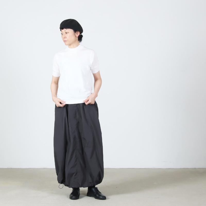 AXESQUIN(アクシーズクイン) NYLON TAFFTA EASY SKIRT