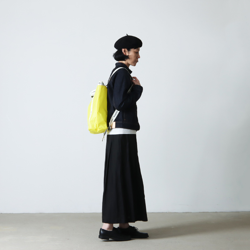 beautiful people(ӥ塼ƥեԡץ) sail cloth logo tape backpack gray-yellow