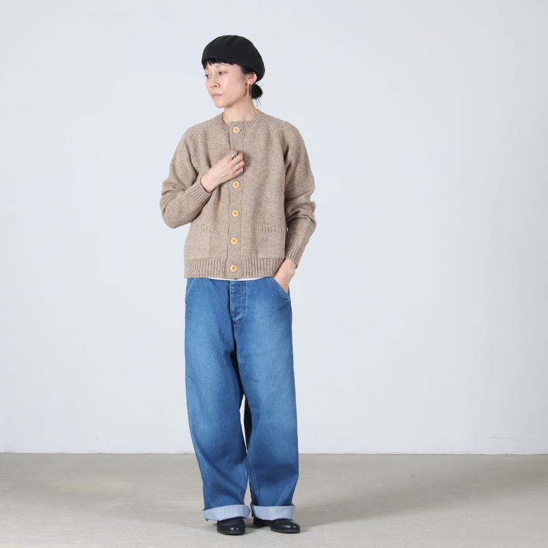 Charpentier de Vaisseau(シャルパンティエ ドゥ ヴェッソ) Katie Crew Neck Knit Cardigan