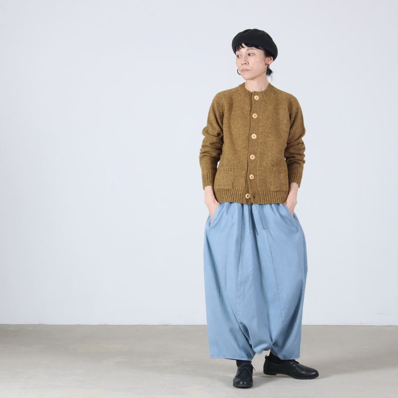 Charpentier de Vaisseau(シャルパンティエ ドゥ ヴェッソ) Katie Crew Neck Knit Cardigan