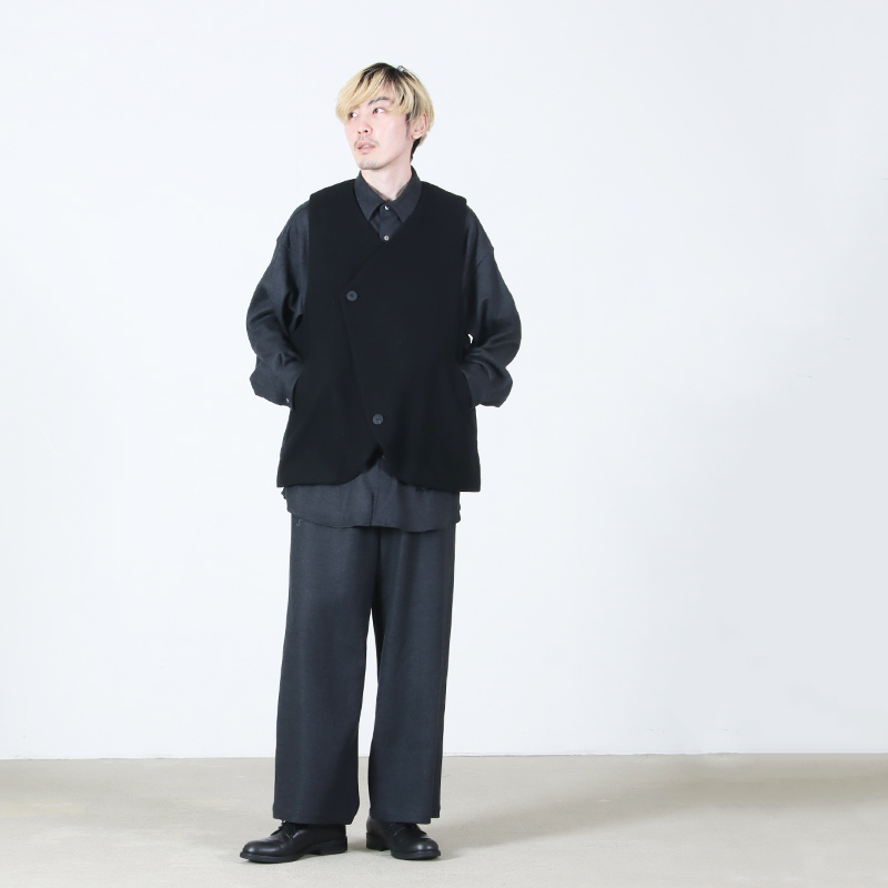 Dulcamara(ドゥルカマラ) ヴィンテージNYラウンドカットパデッドベスト