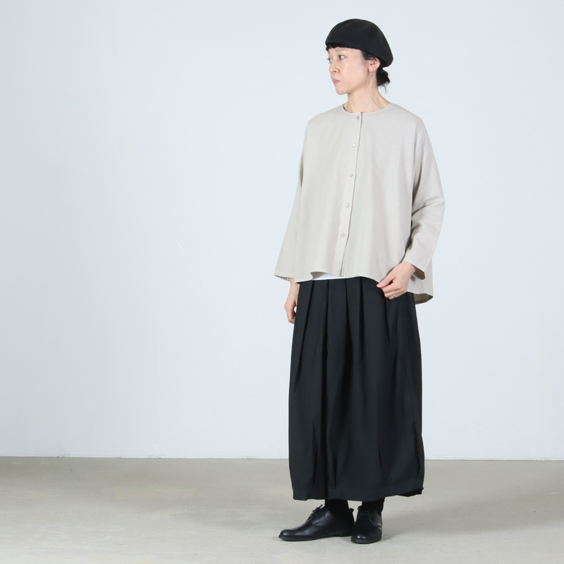 evameva(エヴァムエヴァ) cotton wool no collar shirt