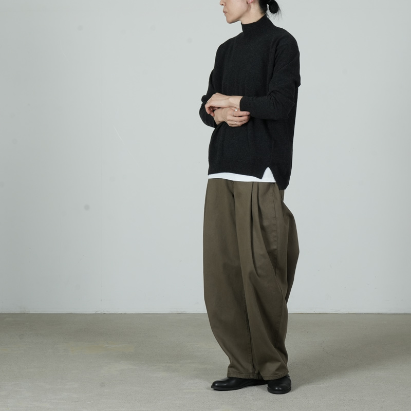 evameva(エヴァムエヴァ) wool turtleneck