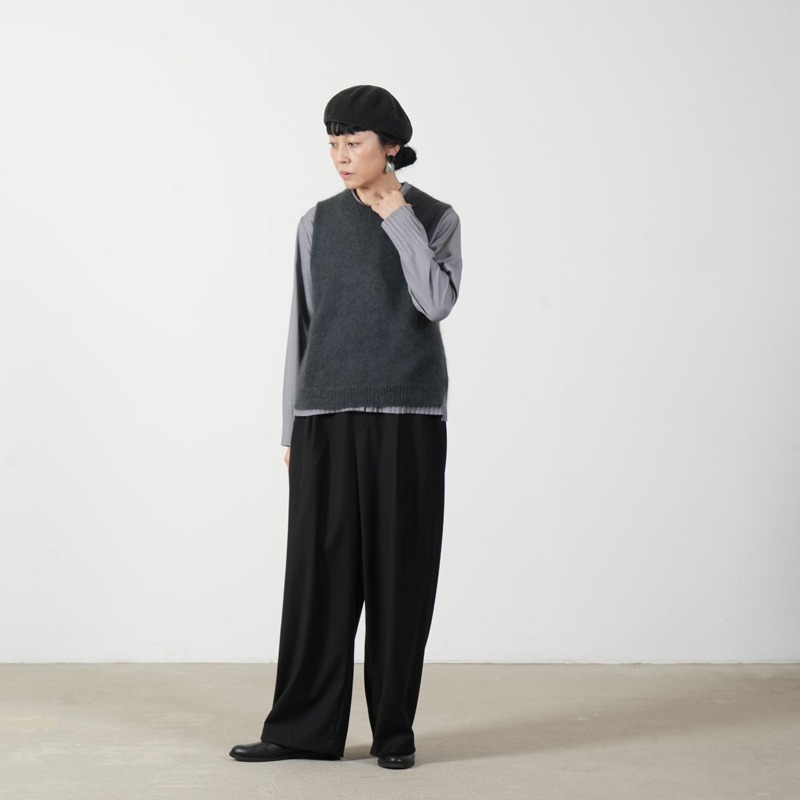 evameva(エヴァムエヴァ) mohair silk vest