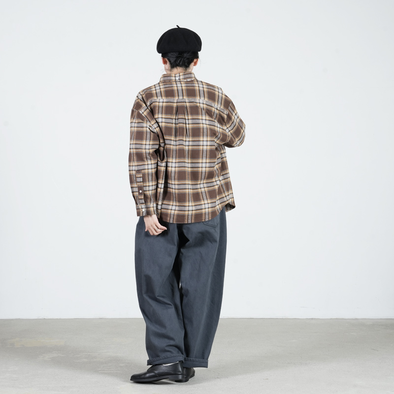 FACTORY(ファクトリー) 綿デニム オーバータックパンツ