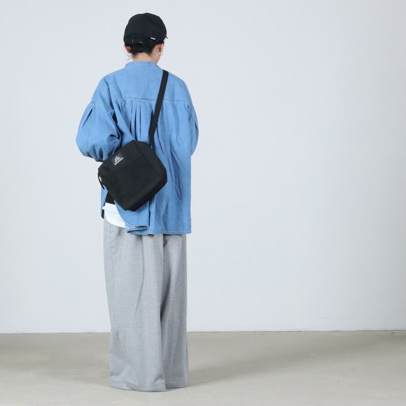 GREGORY(グレゴリー) スクウェアショルダーポーチ