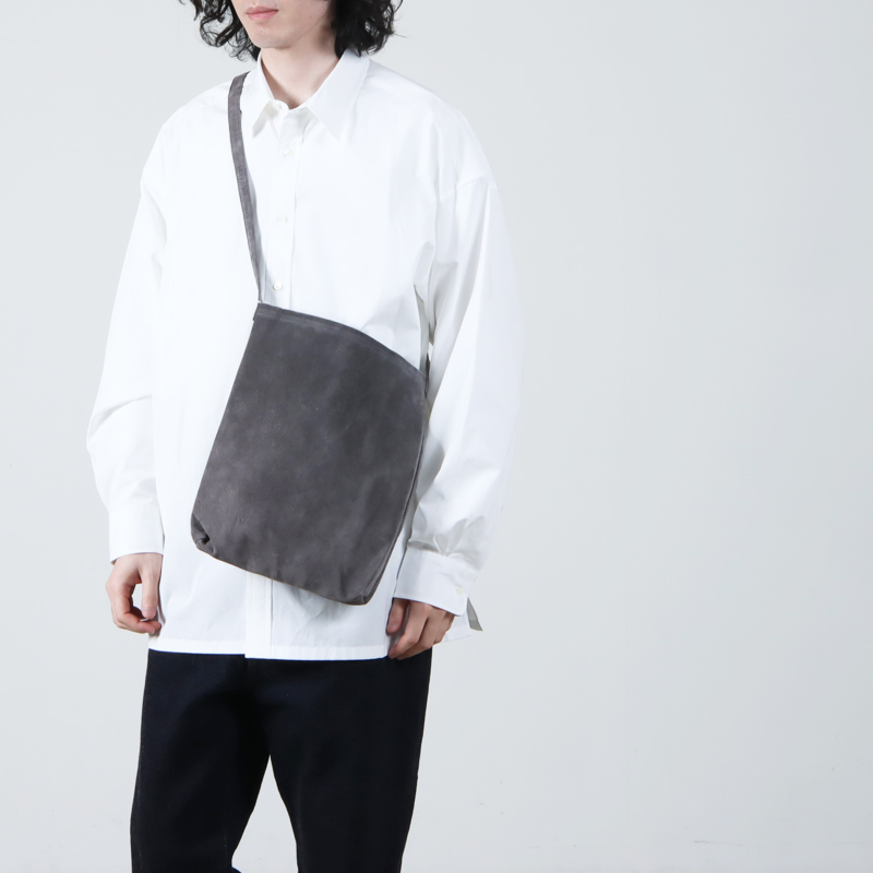 Hender Scheme(エンダースキーマ) pig shoulder big