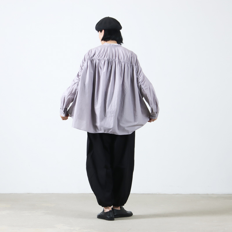 mizuiro ind(ミズイロインド) バックギャザーワイドシャツ