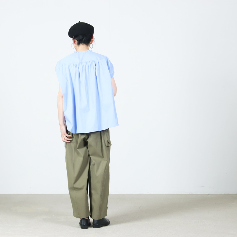 SI-HIRAI(スーヒライ) ハイカウントタイプライター タックカラーサークルブラウス