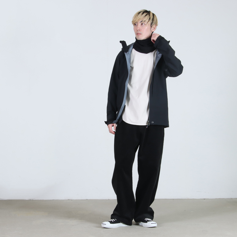 tilak(ティラック) Dagger Neckwarmer