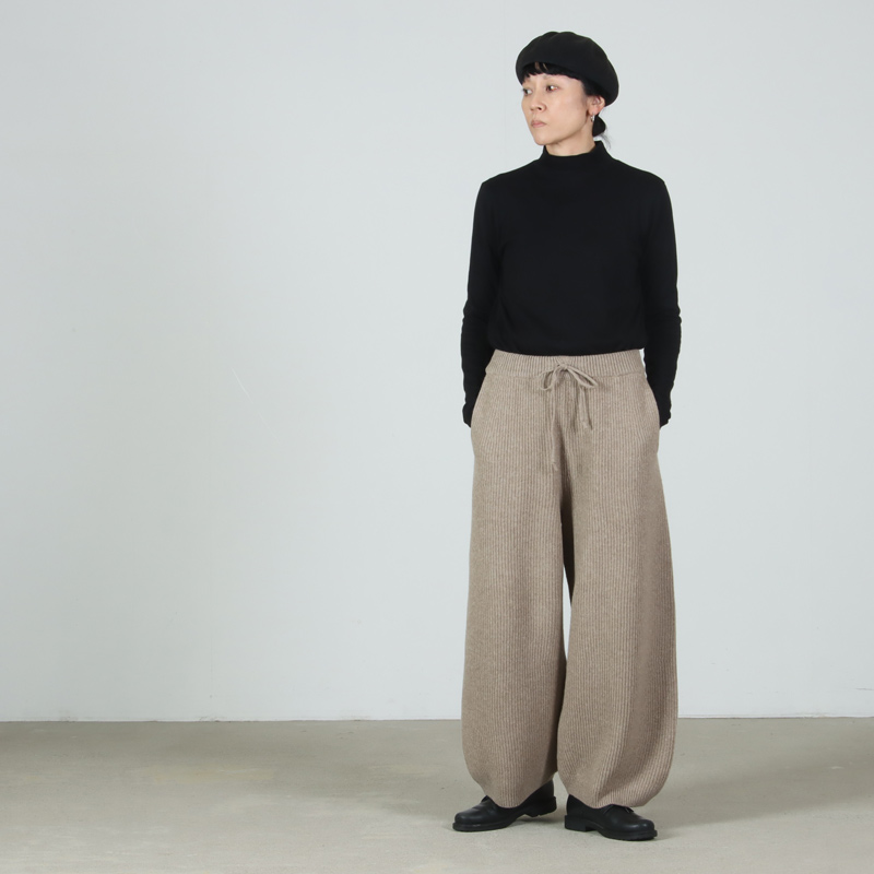 unfil(アンフィル) woolen cotton & ex.fine lambs wool ribbed-knit wide pants