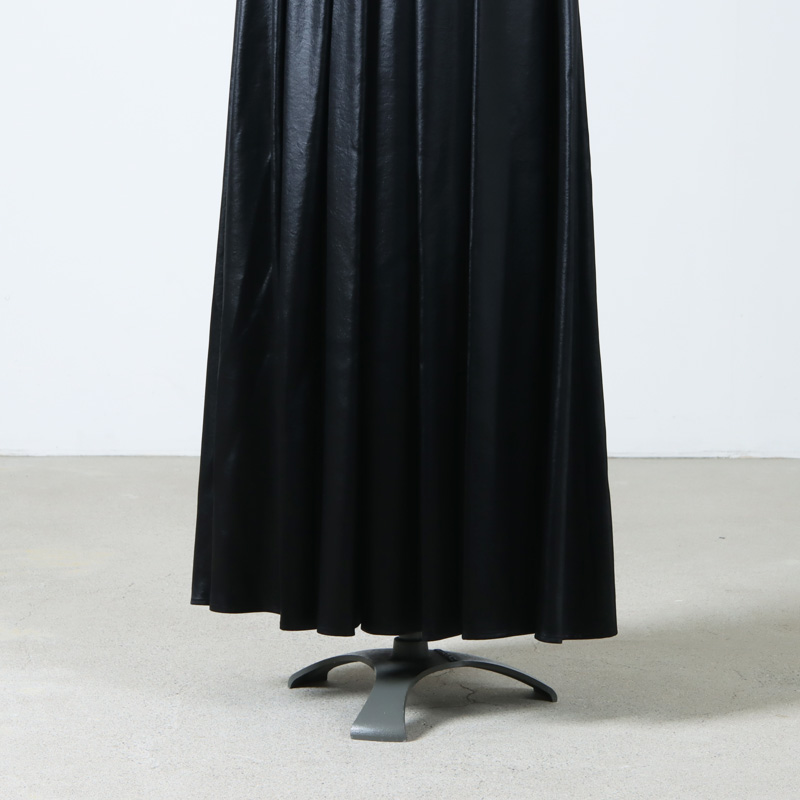 08sircus(ȥ) Glossy satin wide gather skirt