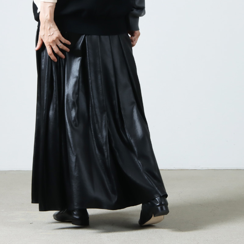 08sircus(ȥ) Glossy satin wide gather skirt