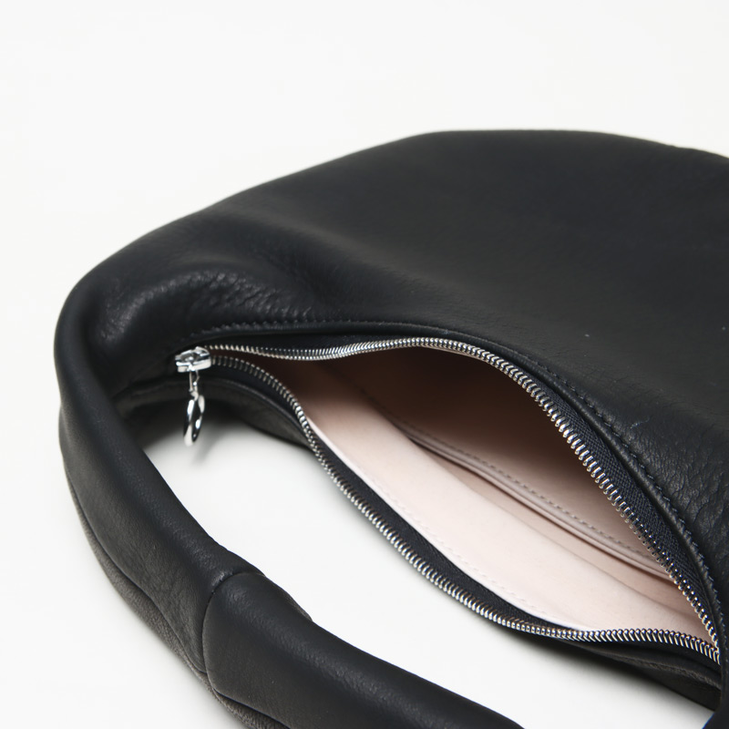 Aeta (アエタ) ROUND ONE SHOULDER：M / ラウンド ワン ショルダー：M