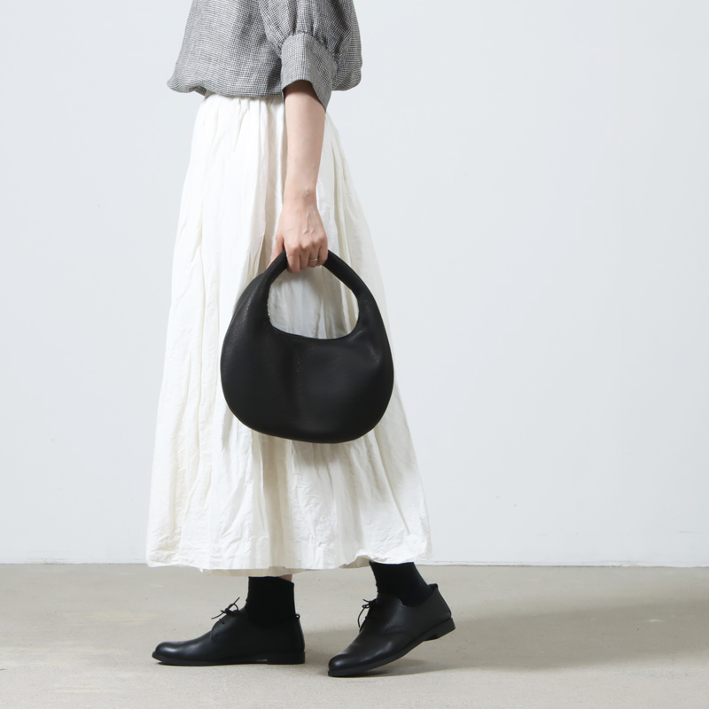 Aeta() ROUND ONE SHOULDER:M