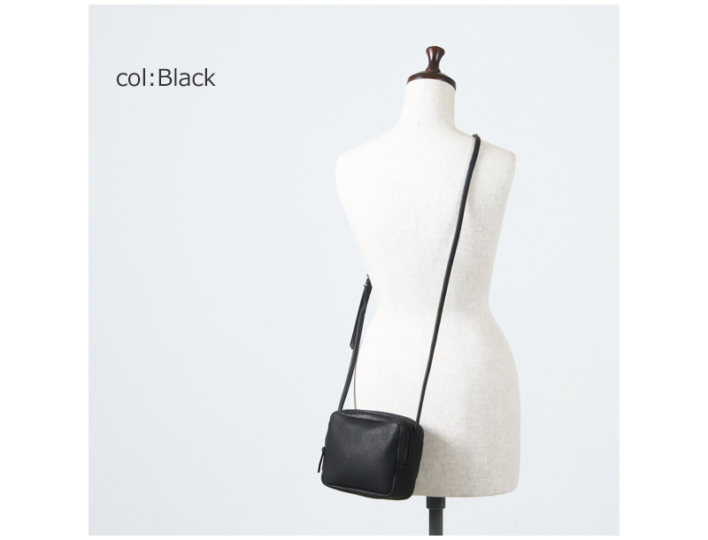 Aeta() SQUARE SHOULDER