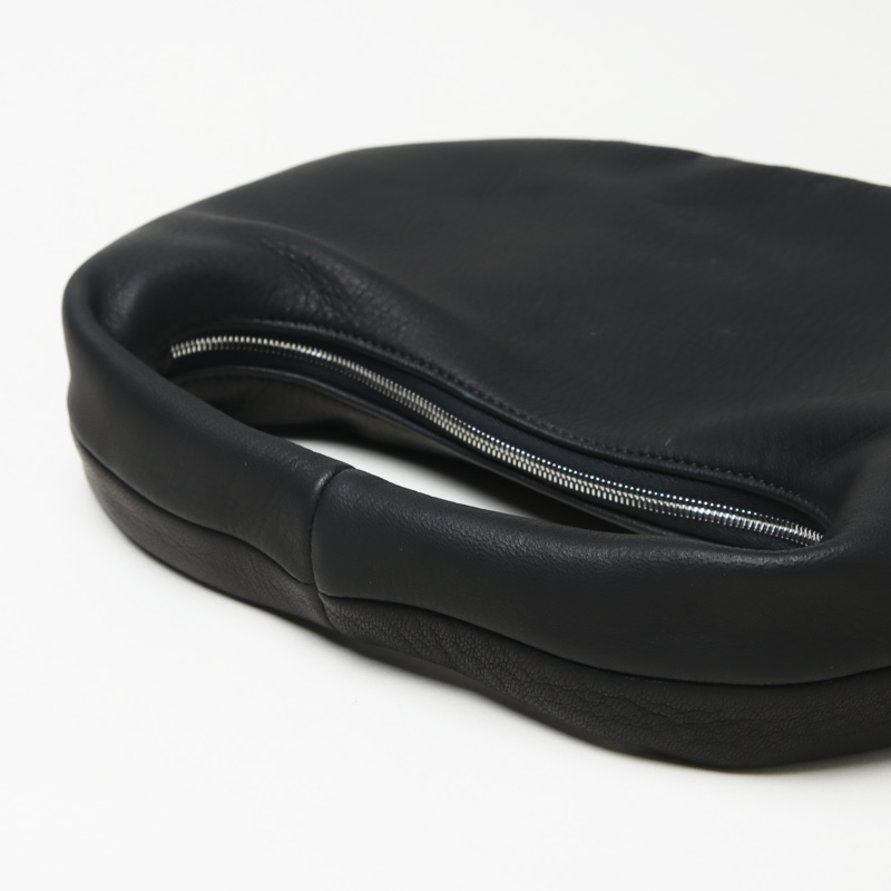 アエタ　aeta ラウンドワンショルダー M レザーバッグ Aeta (アエタ) ROUND ONE SHOULDER：M / ラウンドワンショルダー M