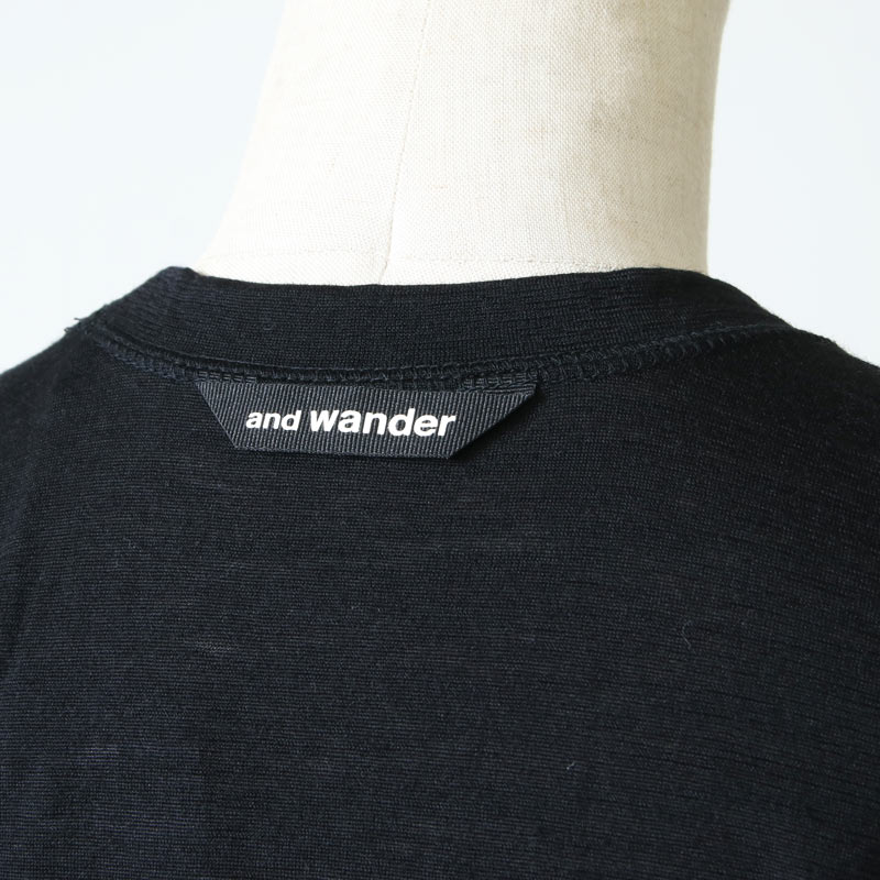 and wander (アンドワンダー) merino base long sleeve T / メリノ