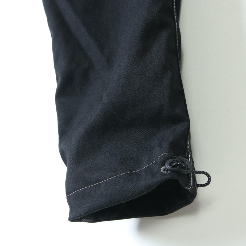 and wander (アンドワンダー) polyester climbing pants