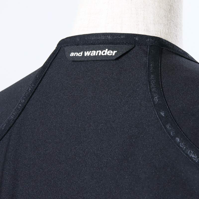 and wander (アンドワンダー) light fleece pullover / ライトフリース