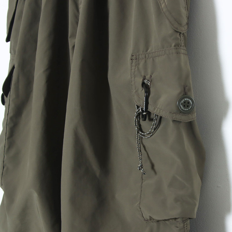 and wander(����ɥ�����) oversized cargo pants