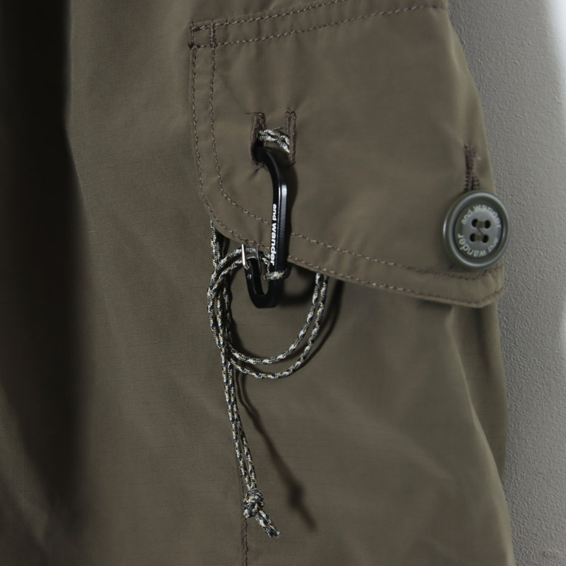 and wander(����ɥ�����) oversized cargo pants