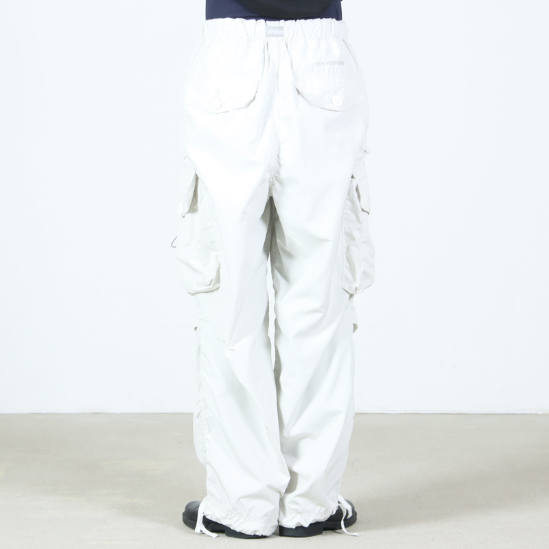 and wander(����ɥ�����) oversized cargo pants