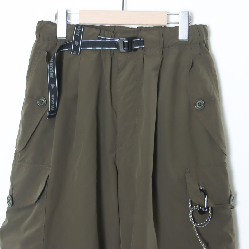 and wander(����ɥ�����) oversized cargo pants