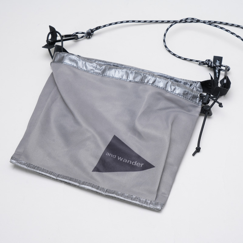 and wander(����ɥ�����) UL sacoche with Dyneema