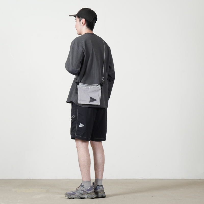 and wander(����ɥ�����) UL sacoche with Dyneema