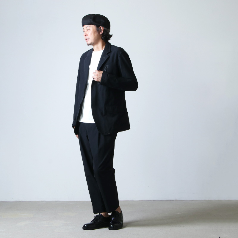 and wander (アンドワンダー) plain tailored stretch jacket