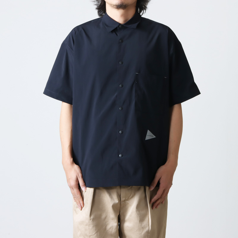 and wander (アンドワンダー) UV cut stretch SS shirt / UVカットストレッチショートスリーブシャツ