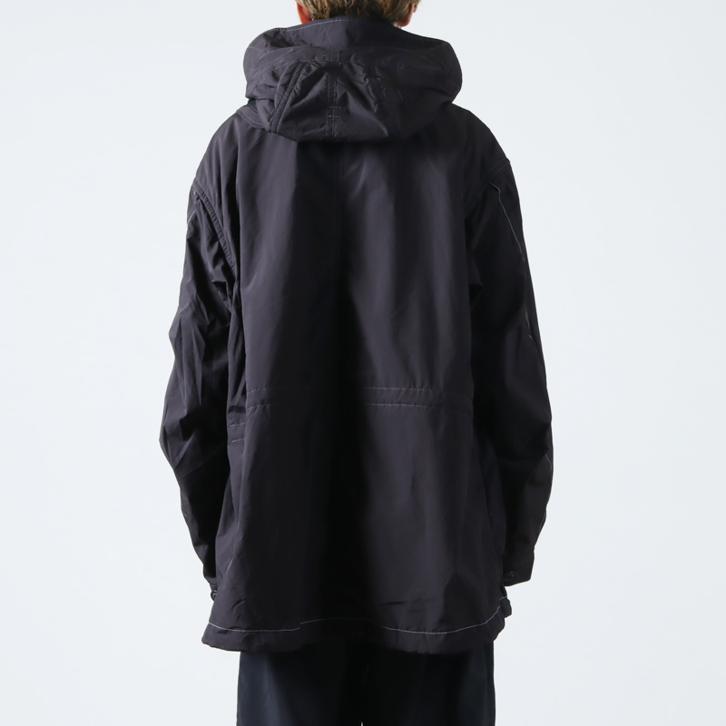 and wander(ɥ) 43 fishtail Octa coat