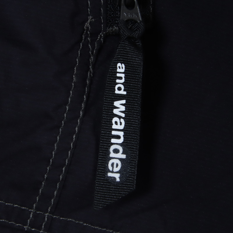 and wander(ɥ) PERTEX wind jacket