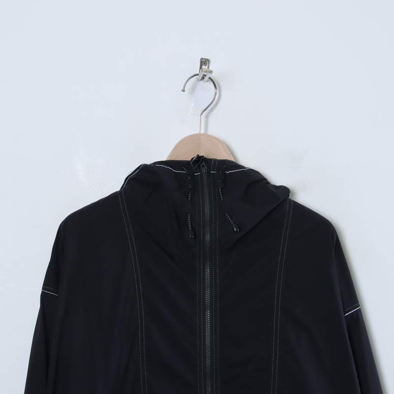 and wander(ɥ) PERTEX wind jacket