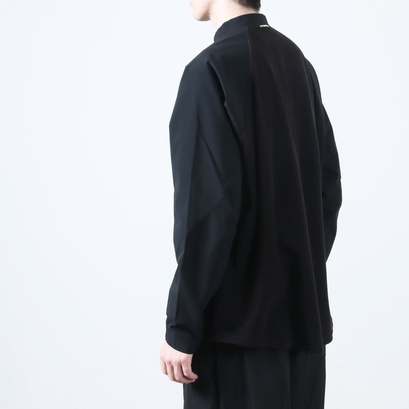 and wander(ɥ) fleece base band collar shirt