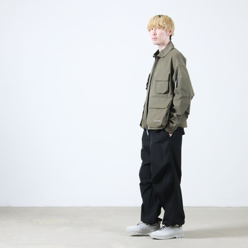 and wander(ɥ) C/PE twill field jacket