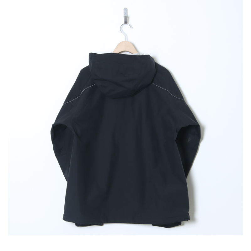 and wander(����ɥ�����) 2.5L hiker rain jacket