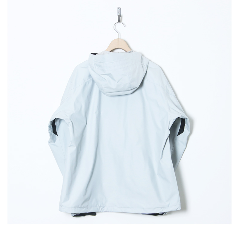 and wander(����ɥ�����) 2.5L hiker rain jacket