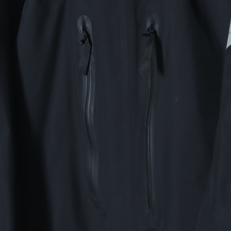 and wander(����ɥ�����) 2.5L hiker rain jacket