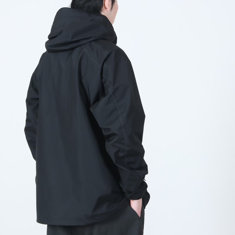 and wander(����ɥ�����) 2.5L hiker rain jacket