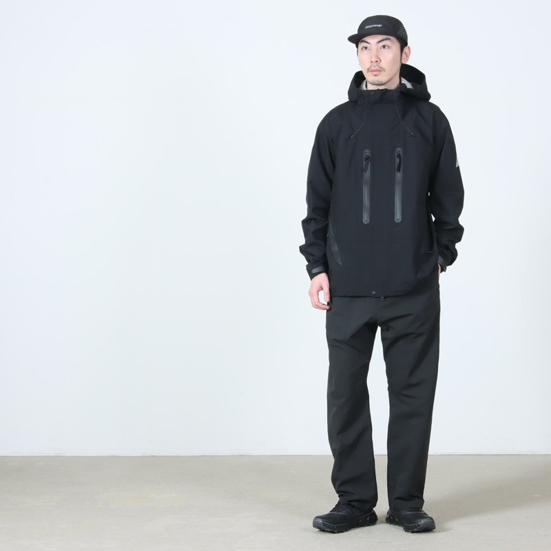 and wander(����ɥ�����) 2.5L hiker rain jacket