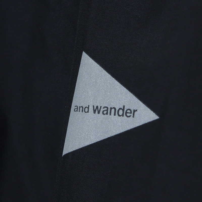 and wander(����ɥ�����) 2.5L hiker rain jacket