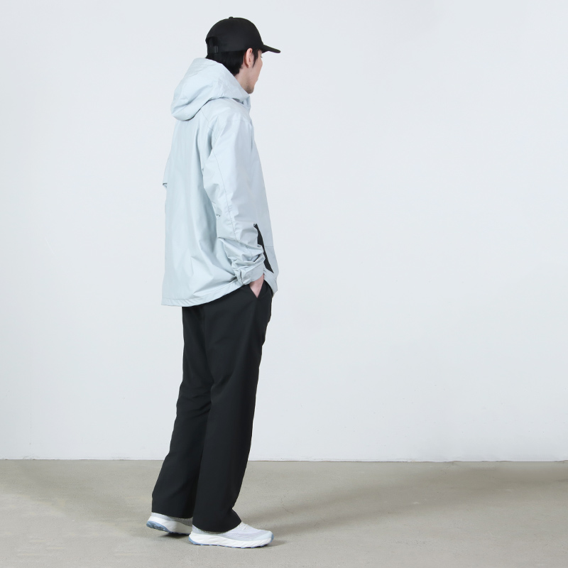 and wander(����ɥ�����) 2.5L hiker rain jacket