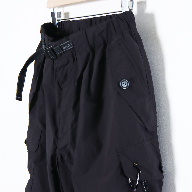 and wander(ɥ) 87 oversized cargo pants