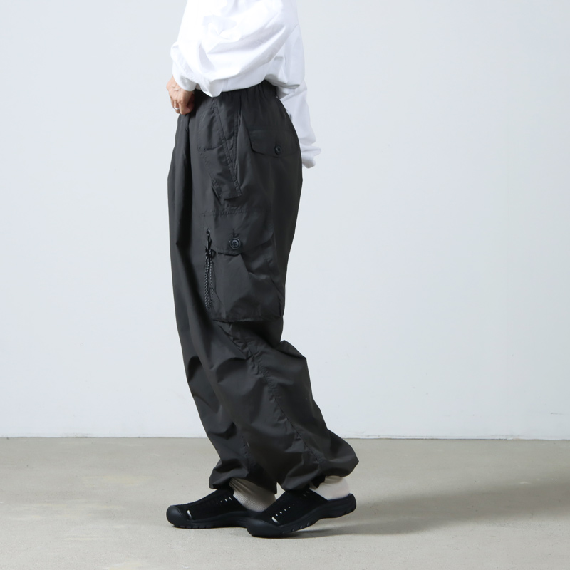 and wander(ɥ) 87 oversized cargo pants