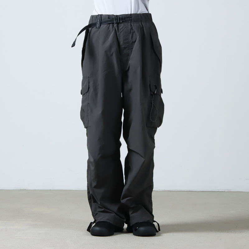 and wander(ɥ) 87 oversized cargo pants