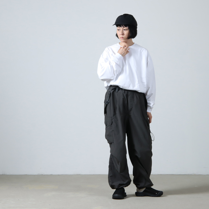 and wander(ɥ) 87 oversized cargo pants