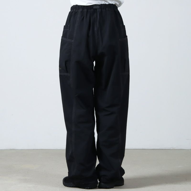 and wander(ɥ) crinkled nylon pants