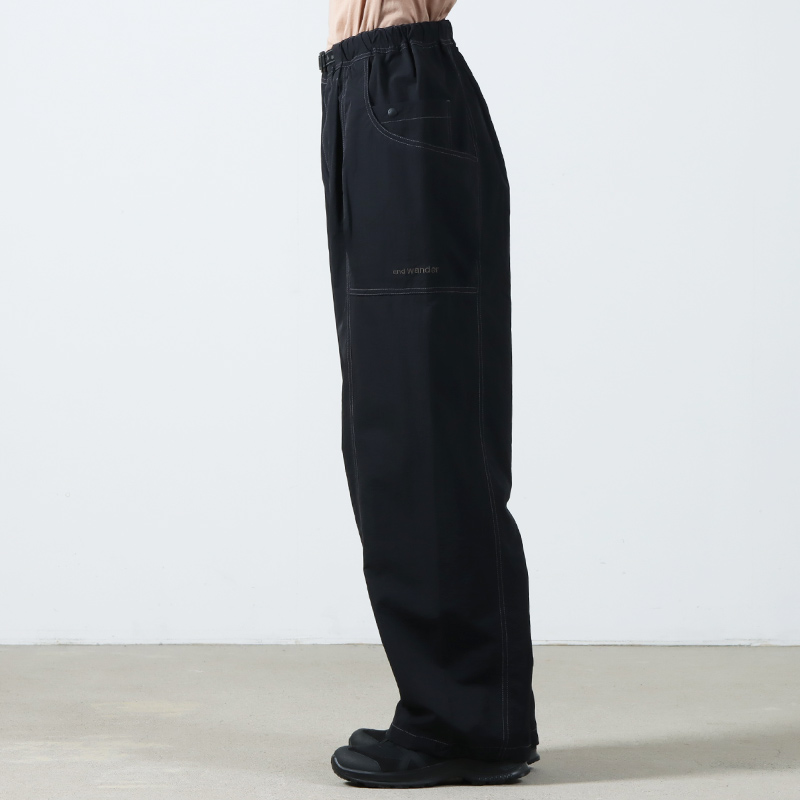 and wander(ɥ) crinkled nylon pants